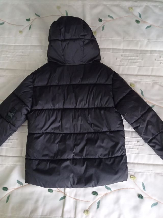 Chamarra negra de Zara kids