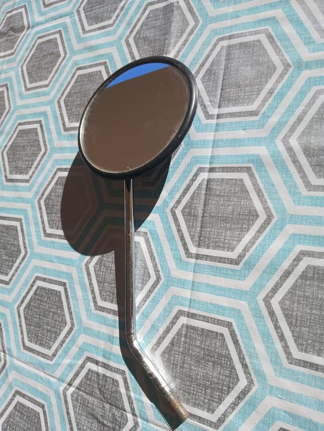 Espejo izquierdo scooter