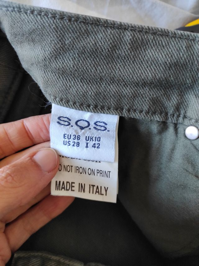 Pantalones S.O.S vaqueros verdes