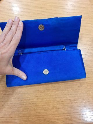 Bolso fiest azul klein raso
