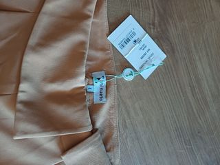Pantalón color camel Minueto