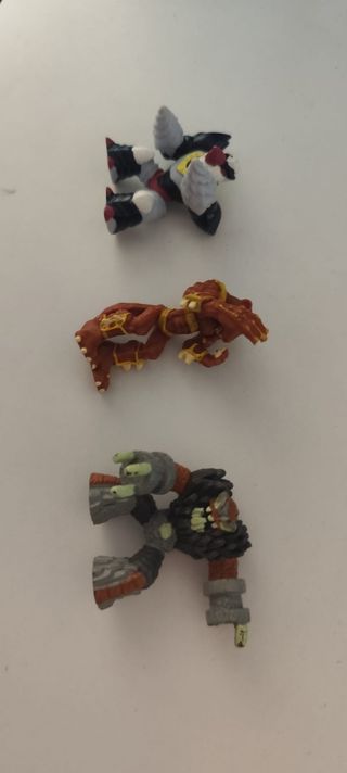 Muñecos varios