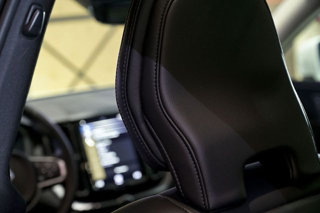 Volvo XC60   2.0 D3 Business Plus 