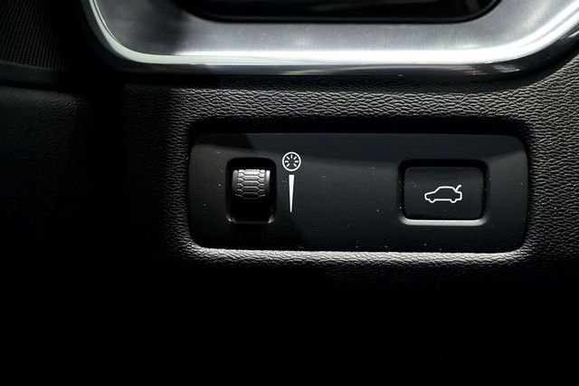 Volvo XC60   2.0 D3 Business Plus 