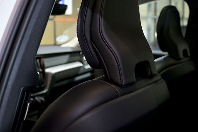 Volvo XC60   2.0 D3 Business Plus 