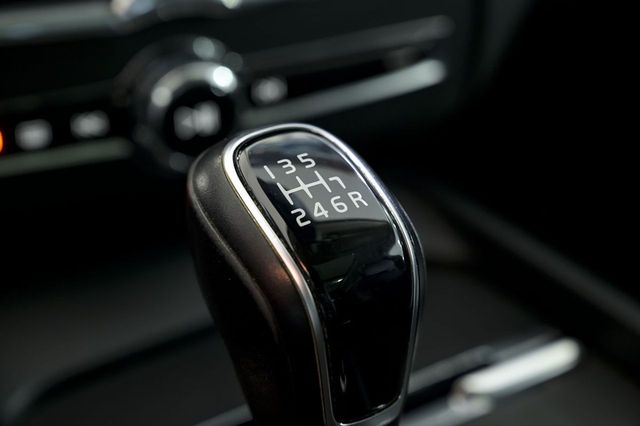 Volvo XC60   2.0 D3 Business Plus 