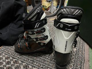 Esquis VOLKL Gama media....