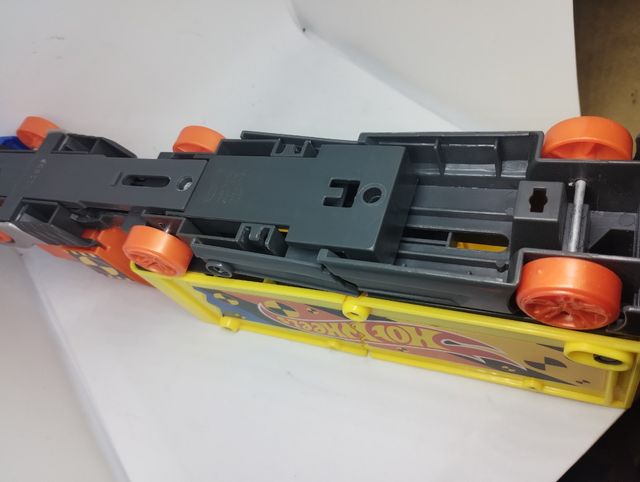 Camion Hot-Wheels,effetto Crash