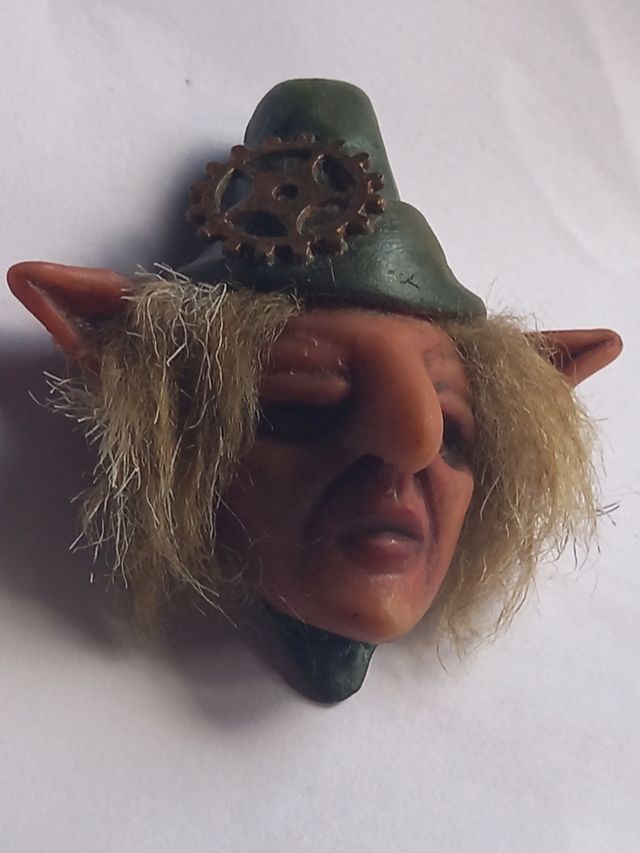 Broche brownie spiderwick