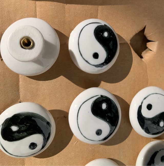 Puxadores cerâmicos