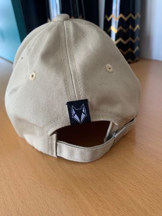 Cappello con visiera