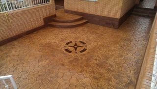 Soleras de hormigon impreso/pulido/restauracion