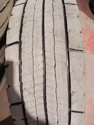 Neumaticos michelin tracción 315.70R22,5