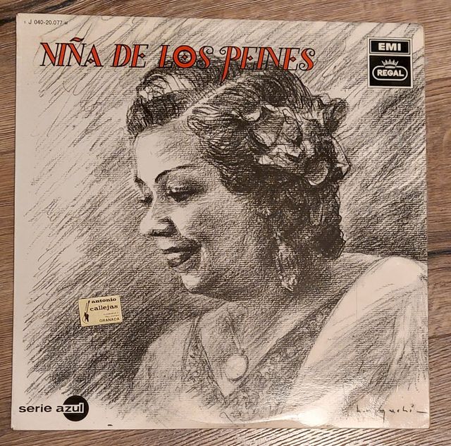Niña de los peines