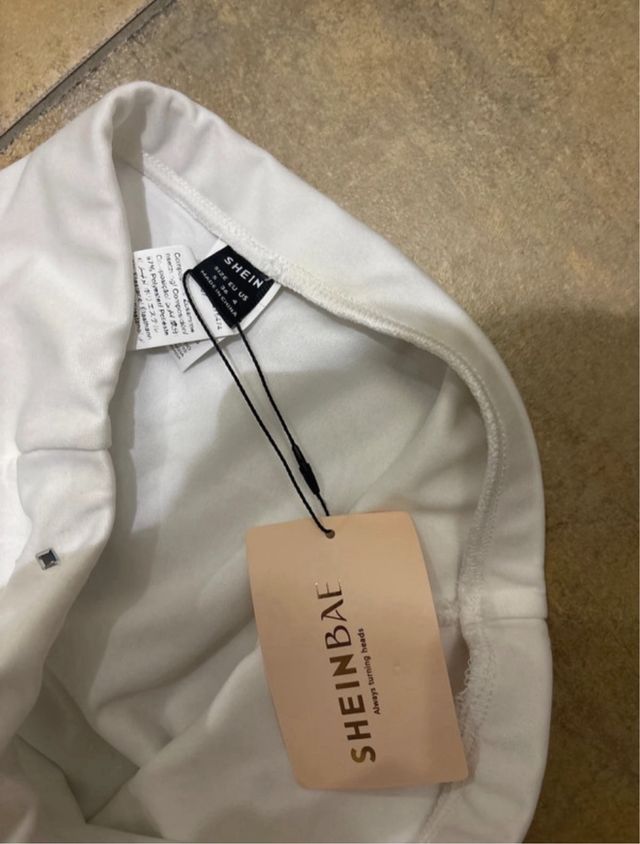 Falda blanca brillante de shein