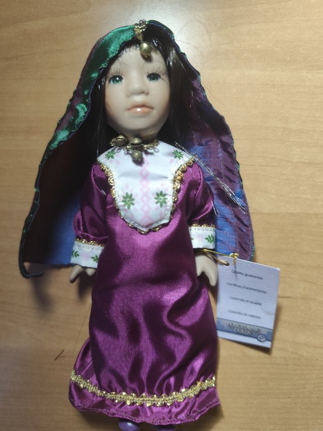 Muñeca Porcelana. Nueva.