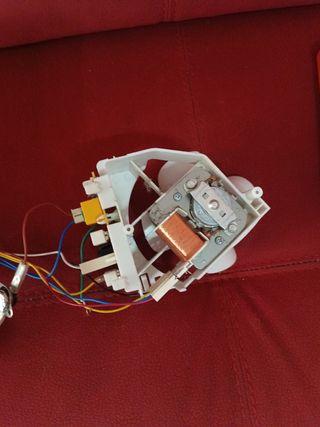 Piezas del microondas Orbegozo 1200w