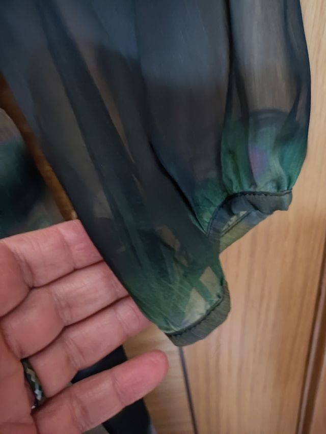 Vestido de gasa precioso 