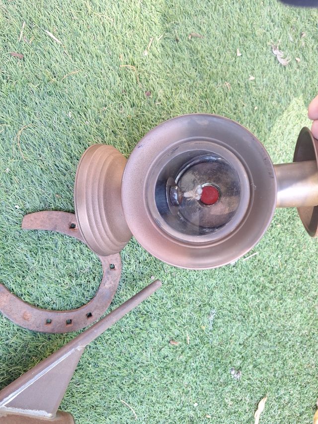 Lote aceitera, faro de petróleo + regalo