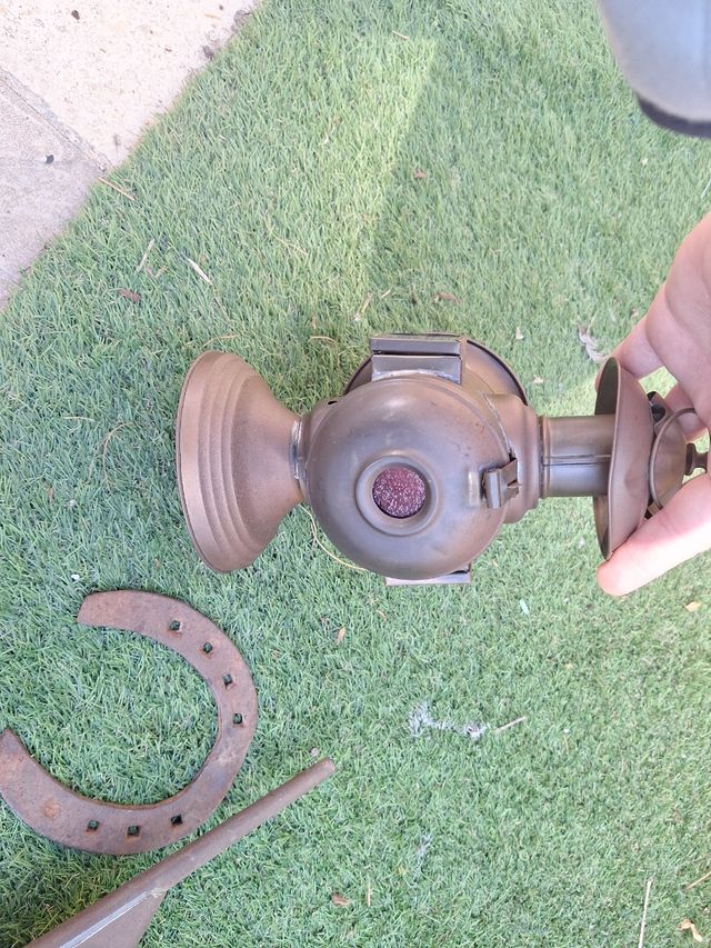 Lote aceitera, faro de petróleo + regalo