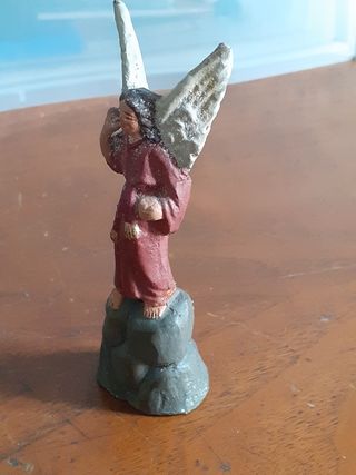 Figura pesebre barro arcángel