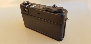 Cámara fotográfica Yashica MG-1