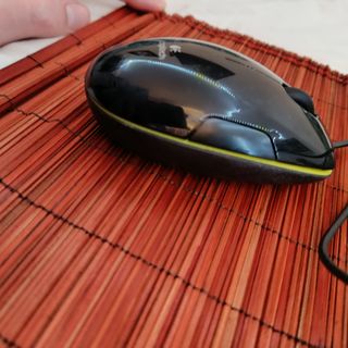 Ratón mouse Logitech láser 