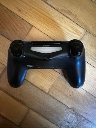 PlayStation 4 1TB 2 Mandos +Juegos