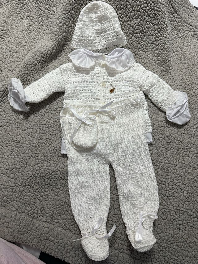 Primera Puesta tejida Bebe