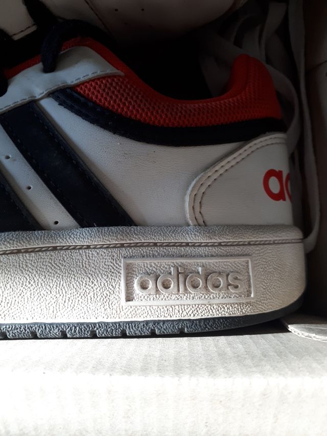 ***Ocasión. Zapatillas baloncesto Adidas Hoops 3.0
