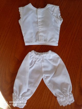 Lote de 7 piezas de ropa de muñec@ bebé
