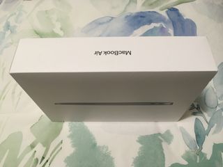 caja Macbook Air ultimo modelo