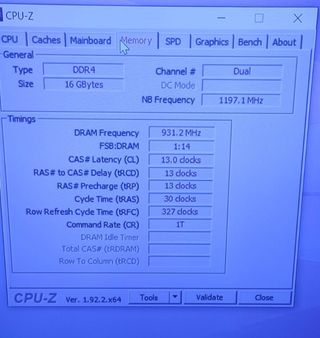 Intel Xeon 2,4ghz. Ram 16 gb. Disco Nvme 240