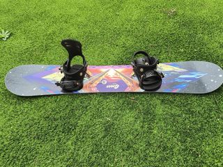 Tabla snowboard Gnu y fijaciones Union