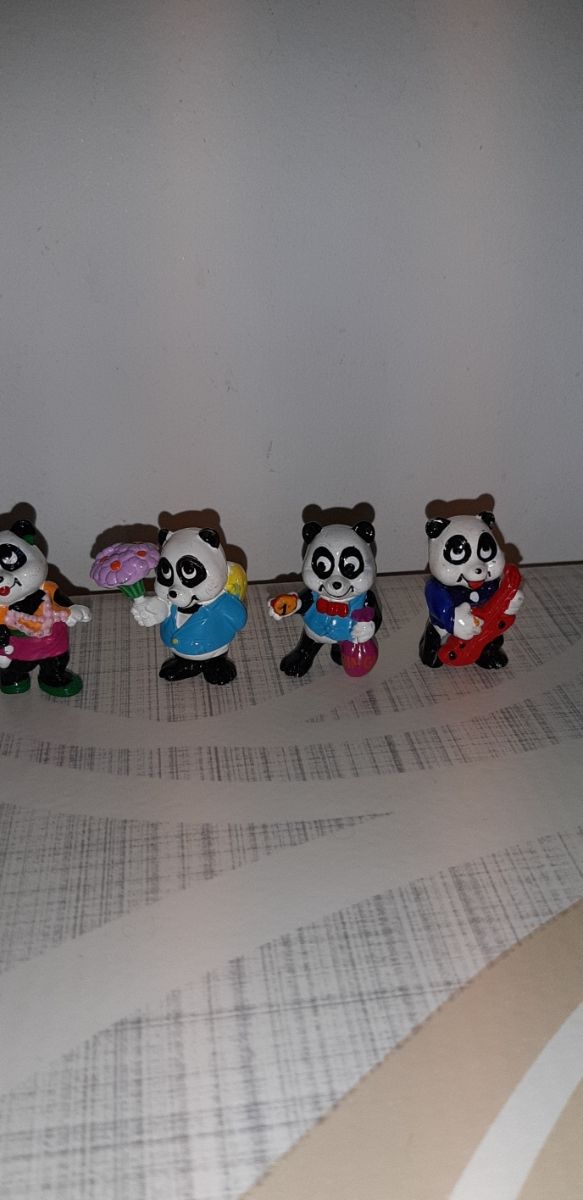 Set n. 7 sorpresine Kinder - Panda party
