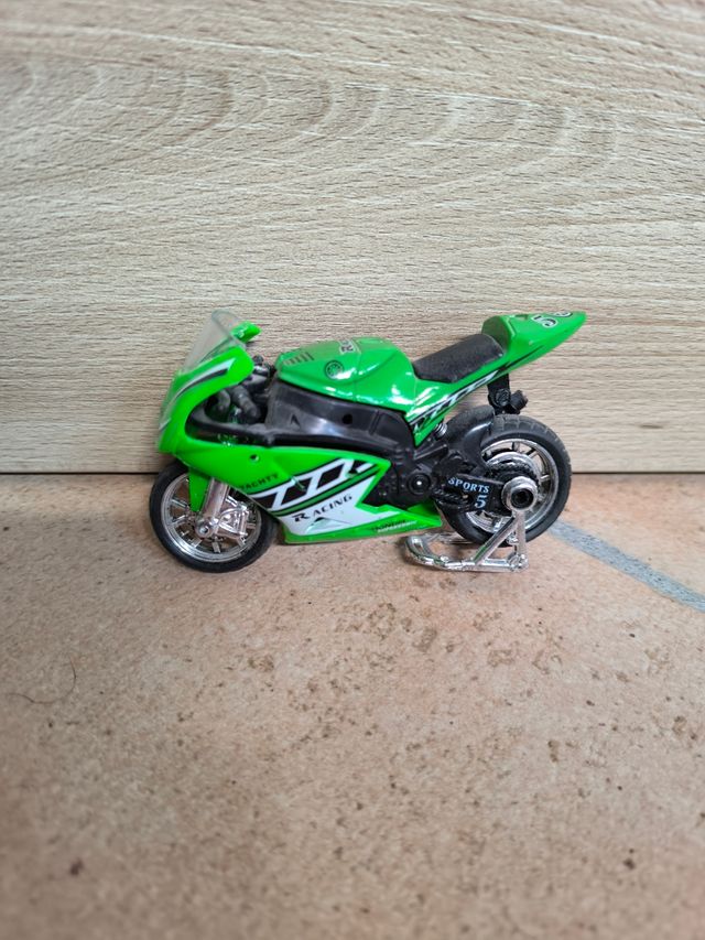 Modellini moto macchine e aerei