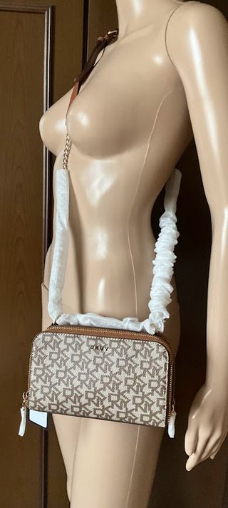 Borsa a spalla DKNY Donna, colore chino caramello