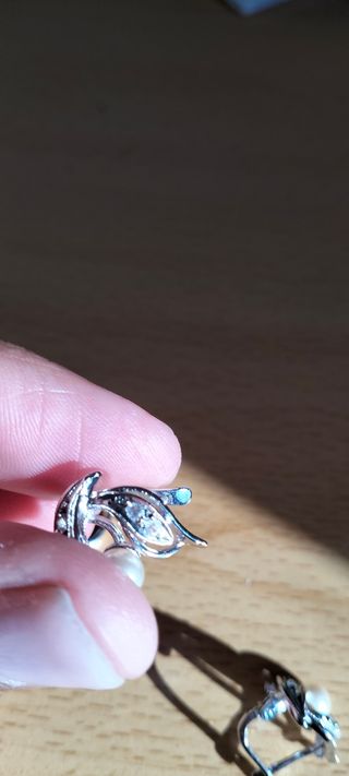 Set de pendientes y anillo con perla