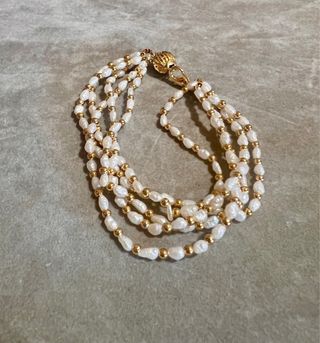 Pulsera perlas de rio