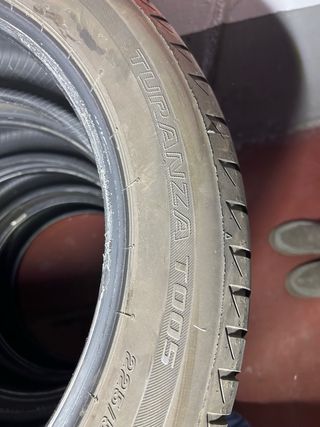 Ruedas Bridgestone 225 /50 R18 95W