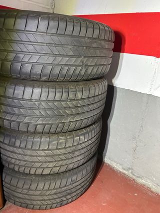 Ruedas Bridgestone 225 /50 R18 95W