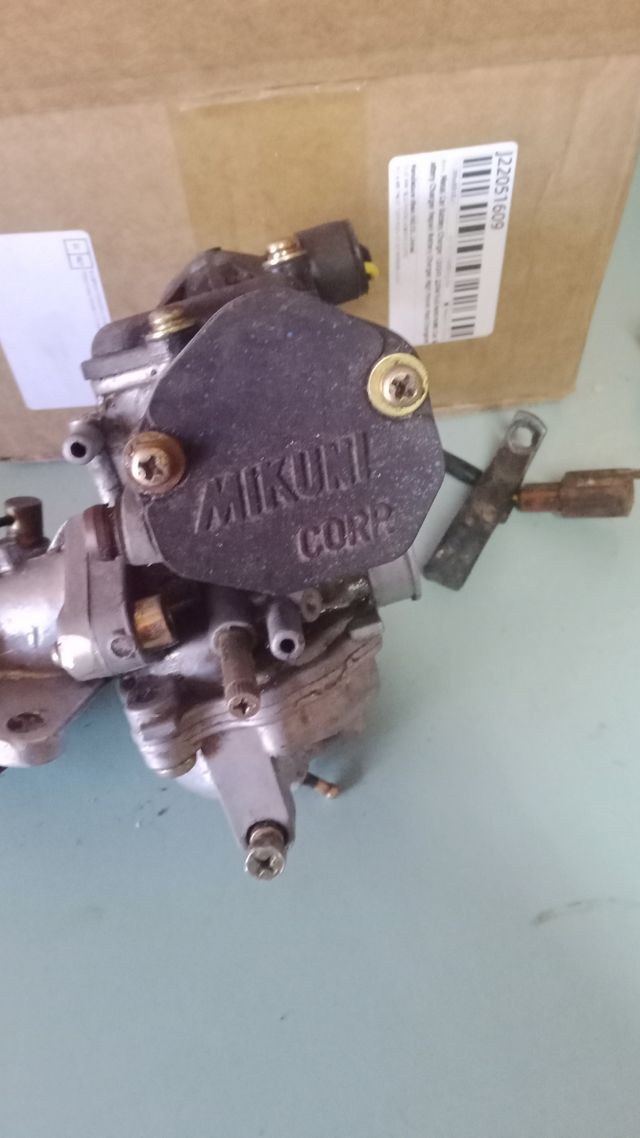 Carburador, mikuni