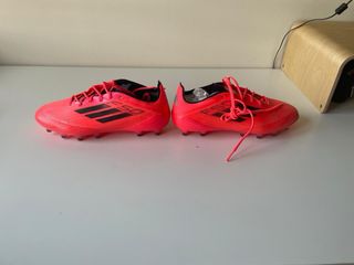Botas de futbol Adidas F50 AG 39 1/3