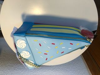 Bolso porcion de tarta princesas loungefly