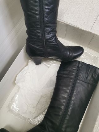 Botas altas de piel