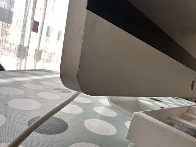 Vendo iMac 27, tastiera e mouse.