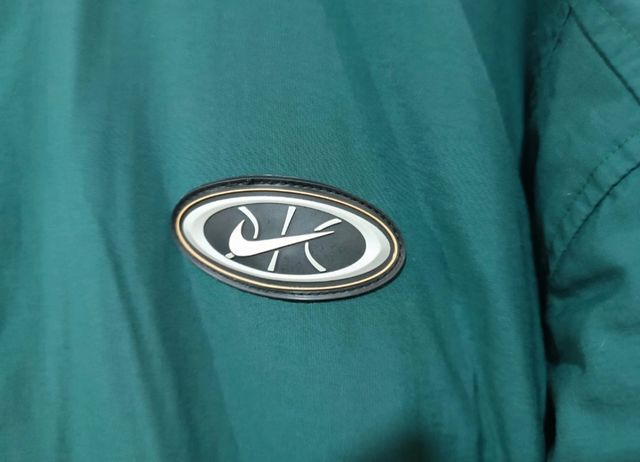 CHAQUETÓN NIKE VINTAGE