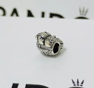 Charm Búho y su cría.