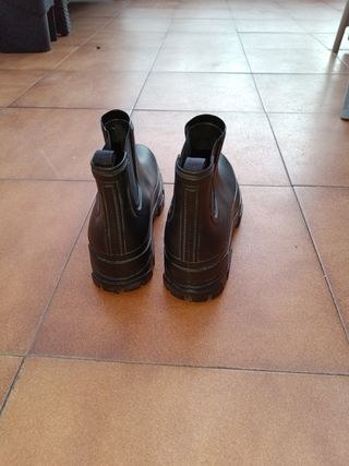 Botas de lluvia negras