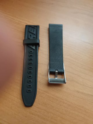 Correa breitling en caucho original.